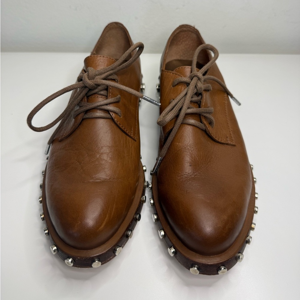 VELEZ Leather shoes women